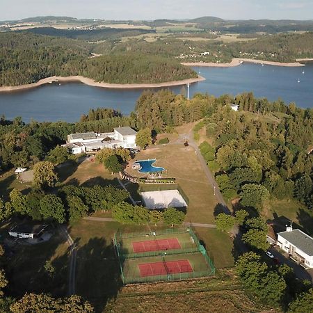 Wellness Hotel Orlik Kozarovice Екстериор снимка