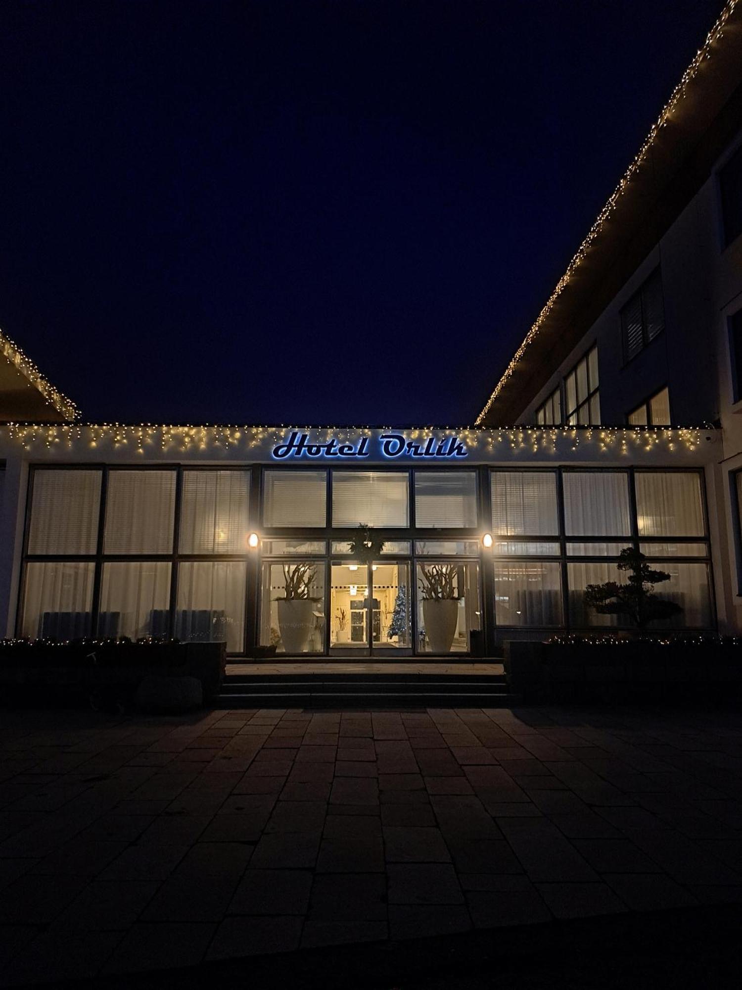 Wellness Hotel Orlik Kozarovice Екстериор снимка