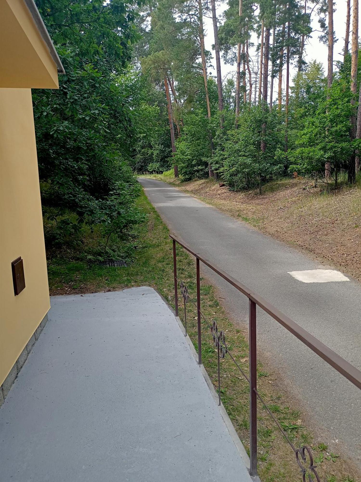 Wellness Hotel Orlik Kozarovice Екстериор снимка